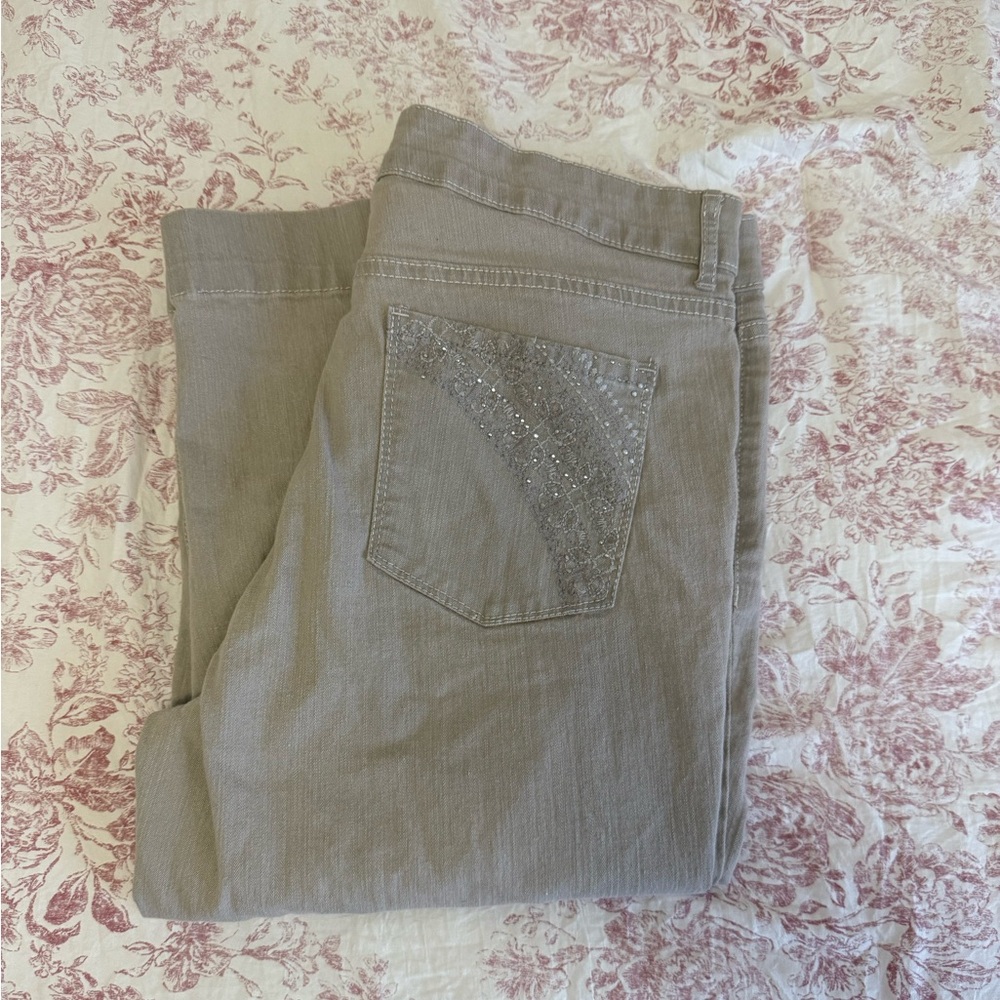 Women’s Gray Capris with Embellished Back Pocket